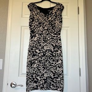 Adrianna Papell Black & Tan Tiered Body Con Midi Length Dress Size 12